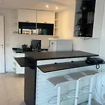 Flat Rio Barra
